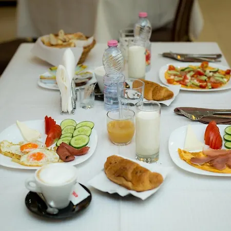 Vllaznia 3* Shkodër