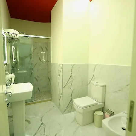 Vllaznia ホテル 3*